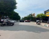 Nhà phố Trâu Quỳ đối diện khu shophouse Vin kinh doanh sầm uất