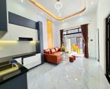 Nhà cấp kiệt oto 4m Trường Chinh . DT:63m , ngang 7m , sổ đẹp
