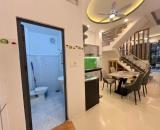 Bán nhà mới Âu Dương Lân P.3 Q.8. Diện tích 50m2. Kết cấu 3 tầng 3PN 3WC.