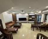 Bán nhà đẹp Nguyễn Sơn- Phân Lô- 30m 5 tầng full NT- 7,9 tỷ(TL)