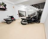 Nhà Dòng Tiền Khu Vực Cầu Giấy | 45m2 7 Tầng, 12 PN | 10M Ra Ô Tô, Gần Phố
