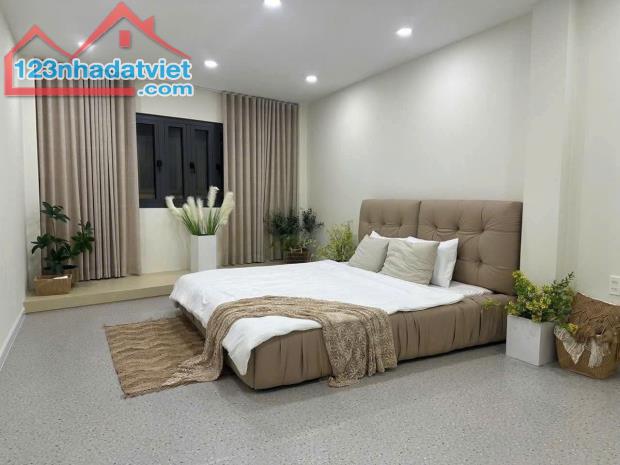NHÀ ĐẸP 5 TẦNG NƠ TRANG LONG BÌNH THẠNH - HẺM Ô TÔ - SỔ VUÔNG - 9 TỶ - 4