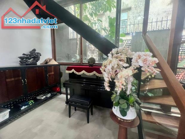 Ngọc Thụy – Biệt Thự Mặt Phố Sân Vườn 581/757M², 3 Tầng, MT 17M, Lô Góc 2 Mặt Tiền, 98 Tỷ - 6
