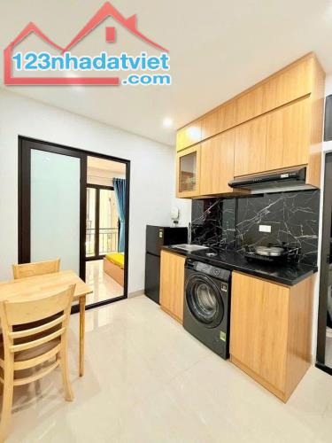 💥TÔN THẤT TÙNG - TÒA NHÀ DÒNG TIỀN - 11 PHÒNG KK – DOANH THU 50TR/THÁNG - 14.5 TỶ.