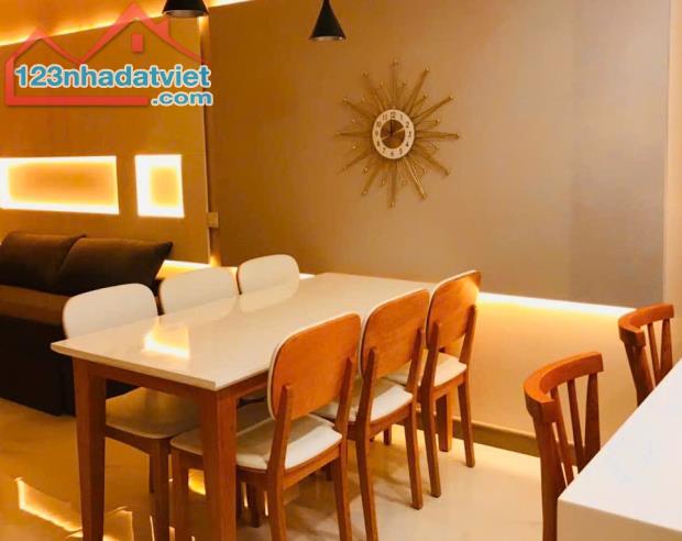 SUNWAH PEARL – 90 NGUYỄN HỮU CẢNH - 1