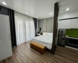 Cho thuê căn hộ phố Văn Cao, 1 p.ngủ (40m2), có ban công.