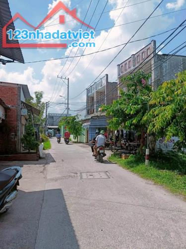 Bán nhà kho 1/ đường Vĩnh Lộc , xã Vĩnh Lộc B dt 240m2 đường beton xe tải giá 6,55 tỷ