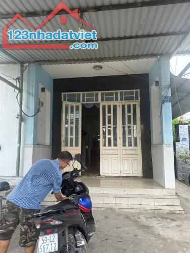 CHÍNH CHỦ BÁN NHÀ KÈM 10 PHÒNG TRỌ – DÒNG TIỀN ỔN ĐỊNH – TẠI THUẬN AN