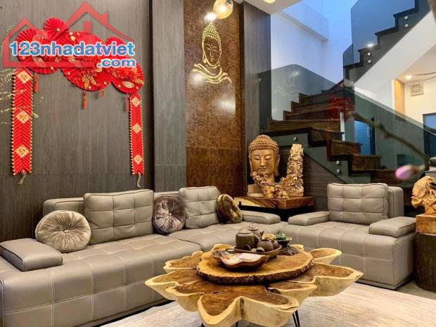 Bán Nhà Phố Cổ Cảm Hội - Lò Đúc, Hai Bà Trưng 60/74m, 5 tầng, mt 4m, giá 17,9 tỷ.