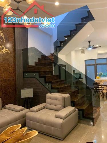 Bán Nhà Phố Cổ Cảm Hội - Lò Đúc, Hai Bà Trưng 60/74m, 5 tầng, mt 4m, giá 17,9 tỷ. - 2
