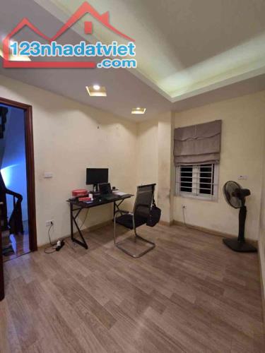 Nhà Ngõ Chợ Khâm Thiên 7 tầng, 5 ngủ, nhỉnh 9 tỷ - 3