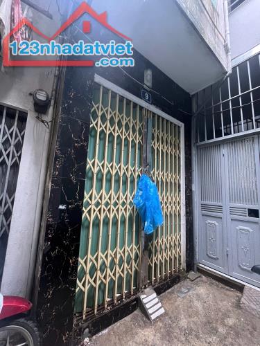 Bán nhà Ngõ Chợ Khâm Thiên, Đống Đa - Sổ riêng vuông - Nhỉnh 3 tỷ - 4
