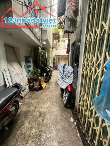 Bán nhà Ngõ Chợ Khâm Thiên, Đống Đa - Sổ riêng vuông - Nhỉnh 3 tỷ - 5