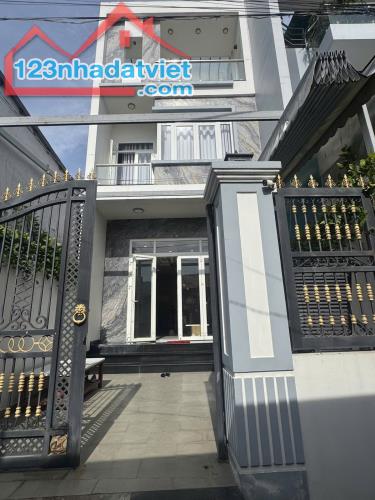 NHÀ MỚI ĐẸP Ở NGAY HẺM XE HƠI 3 TẦNG GẦN VẠN PHÚC CITY 5X20 CHỈ 9,7 TỶ
