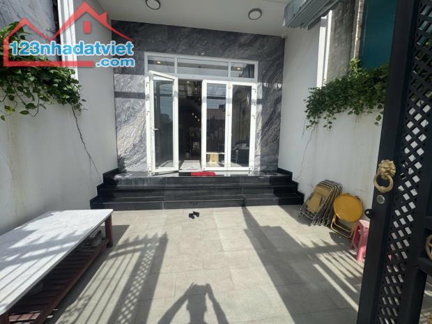 NHÀ MỚI ĐẸP Ở NGAY HẺM XE HƠI 3 TẦNG GẦN VẠN PHÚC CITY 5X20 CHỈ 9,7 TỶ - 1