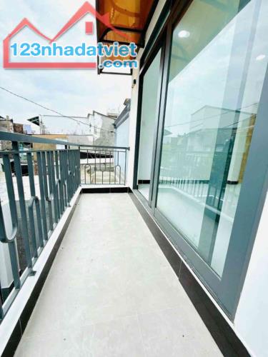 BÁN NHÀ 2 TẦNG - BÌNH ĐÔNG - QUẬN 8 - 4.1 X 18 - 4PN - NHỈNH 5 TỶ - LH 0784968131 - 4