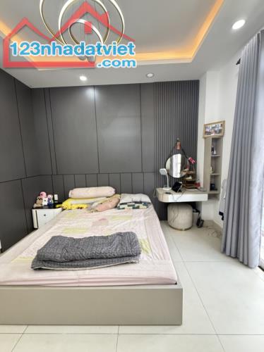 Bán nhà 4 tầng 75m2, đường Ngô Chí Quốc, Tam Bình, Thủ Đức, TP HCM, sổ hồng riêng, giá - 2