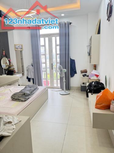 Bán nhà 4 tầng 75m2, đường Ngô Chí Quốc, Tam Bình, Thủ Đức, TP HCM, sổ hồng riêng, giá - 3