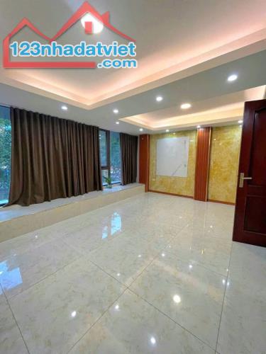 CHO THUÊ NHÀ NGÕ 1XX TRƯỜNG CHINH – ĐỐNG ĐA  45M² × 7 TẦNG  MT 6M  THANG MÁY  28 - 1