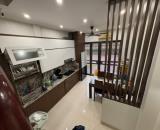 CHO THUÊ Nhà Mặt Phố Nghi Tàm, 1 Mặt Ngõ Yên Phụ 47m2 x 4T, Sân Để Xe, Vỉa Hè, 18tr/th